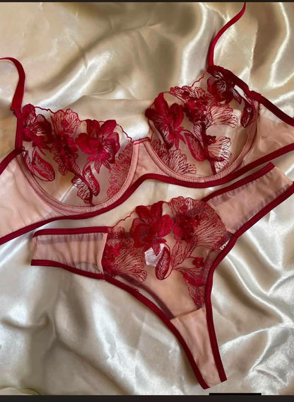 Olivia Lace Set